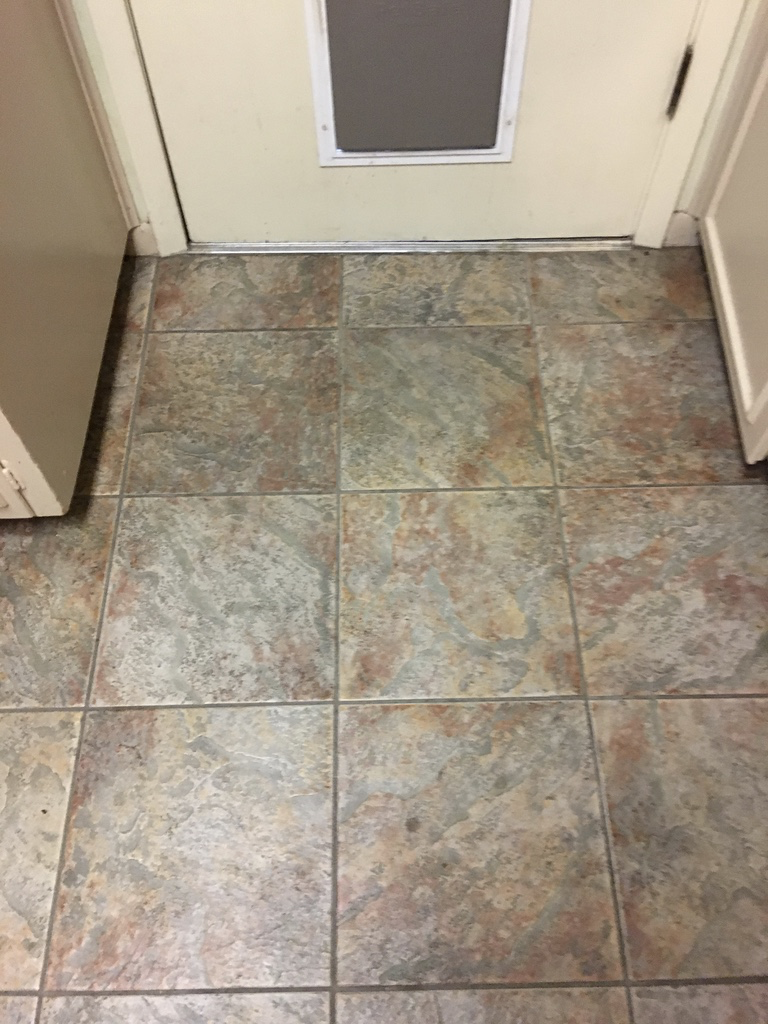 Clean tile floor in Austin after